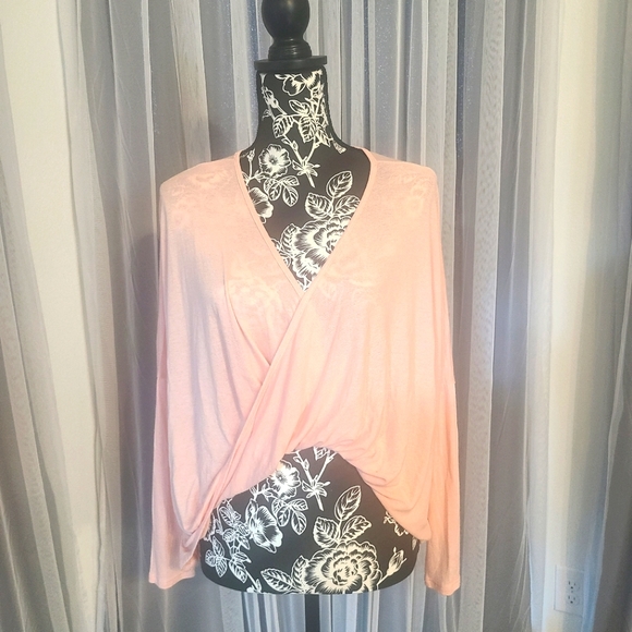 Forever 21 Tops - Forever 21 Long Sleeve Top